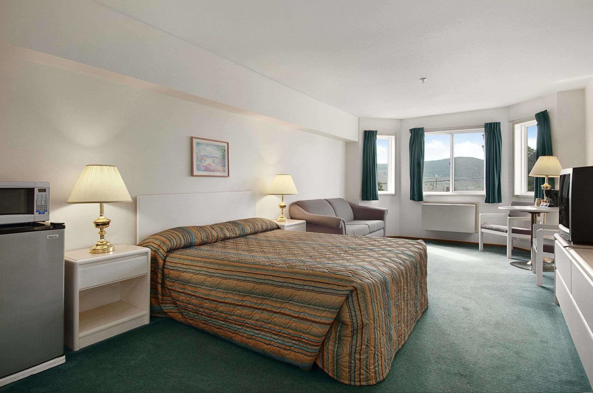George Mountain View Hotel & Resto メリット エクステリア 写真